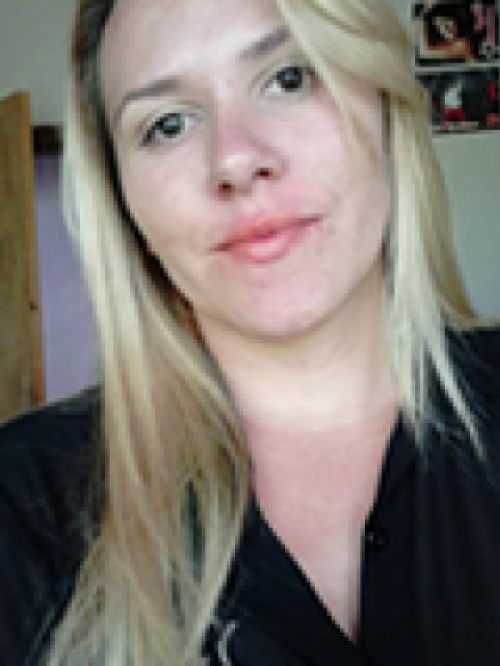Leandra M Rodrigues